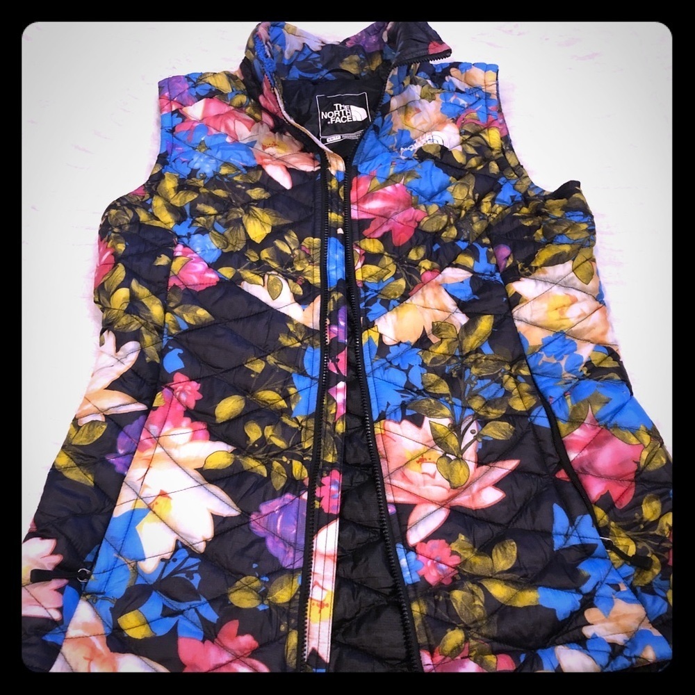 TNF Floral Vest